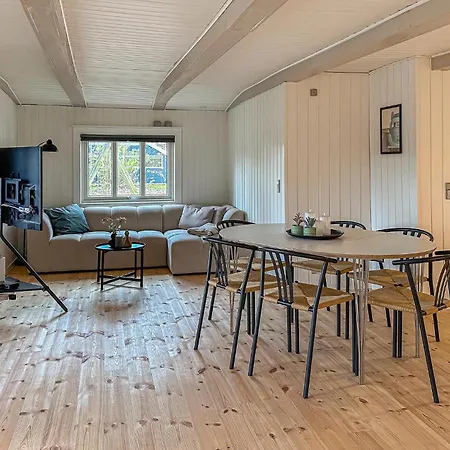 Awesome Home In Oksbol With Sauna * Oksbøl